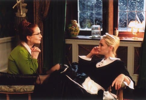 Кадр 4 з 8 жінок