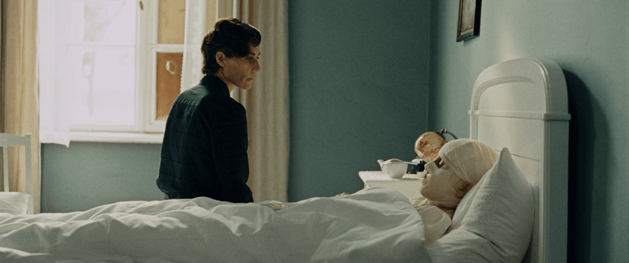 Кадр 1 з Фенікс