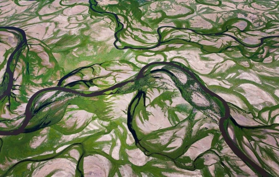 Кадр 1 з Людина