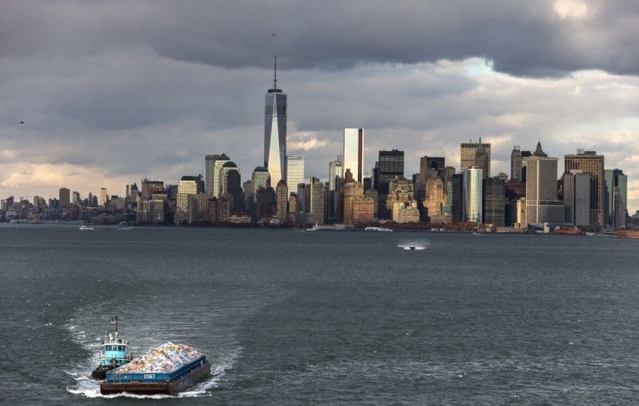 Кадр 3 з Людина