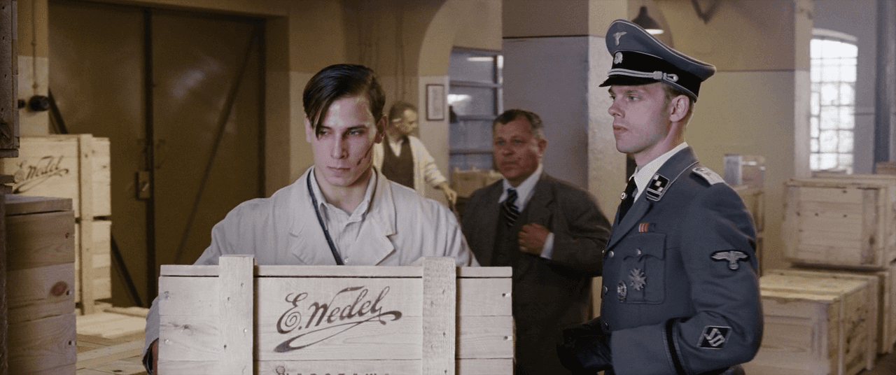 Кадр 1 з Місто 44