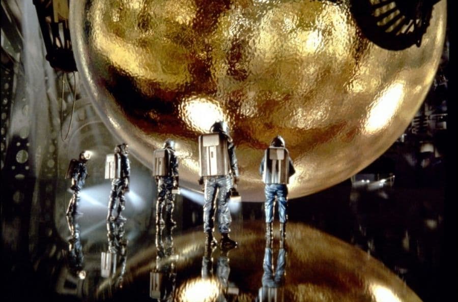 Кадр 3 з Сфера