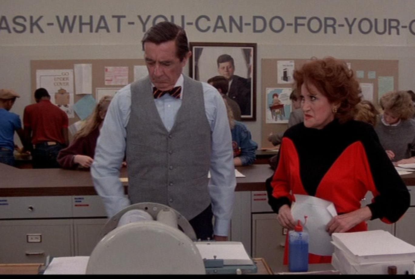 Кадр 1 з Вчителі