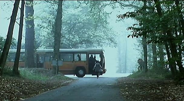 Кадр 3 з Вони